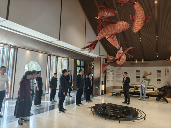 民盟安徽省委赴濱湖雅園項目開展“AI+銀發(fā)經(jīng)濟”專題調(diào)研